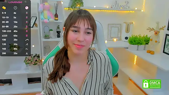 Snapshot of _Eliizabeth_ chatting on 30, 1, 2025 Eliizabeth online show from 30, 1, 2025