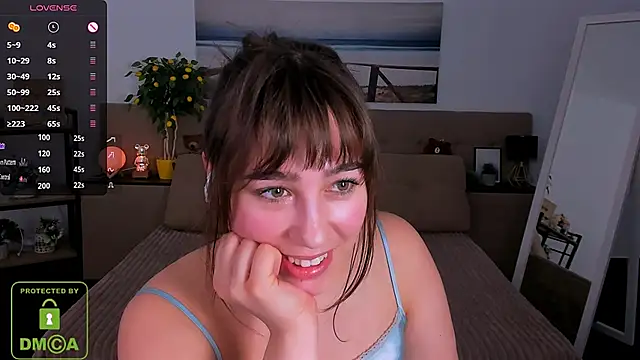Snapshot of _Eliizabeth_ chatting on 1, 3, 2025 Eliizabeth online show from 1, 3, 2025