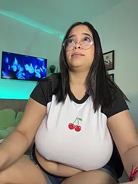 tati reyess online show from 3, 11, 2025