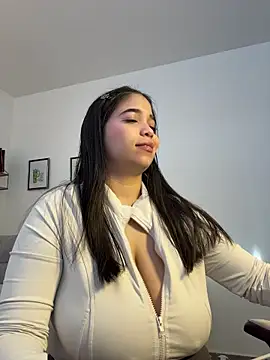 tati reyess online show from 1, 5, 2026