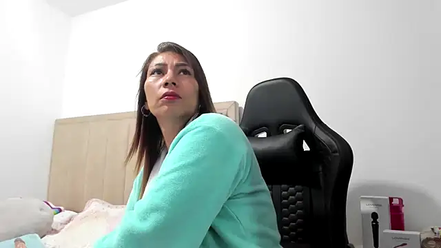 Chloemiller89 online show from 17, 10, 2025