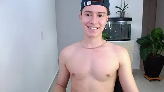 Snapshot of adrian_morelly chatting on 16, 12, 2024 adrian morelly online show from 16, 12, 2024