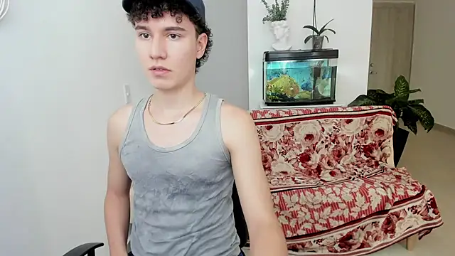 Snapshot of adrian_morelly chatting on 19, 1, 2025 adrian morelly online show from 19, 1, 2025