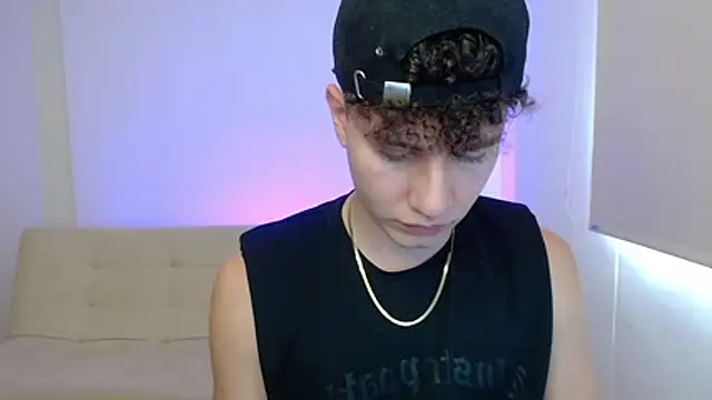 Snapshot of adrian_morelly chatting on 17, 7, 2026 adrian morelly online show from 17, 7, 2026