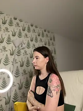 Marie Diaze online show from 3, 12, 2024