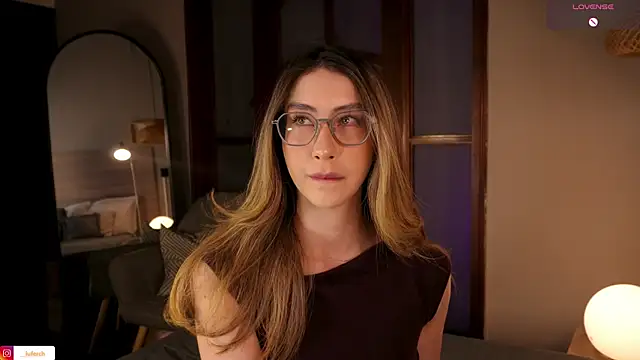 lua ferch   online show from 10, 1, 2026