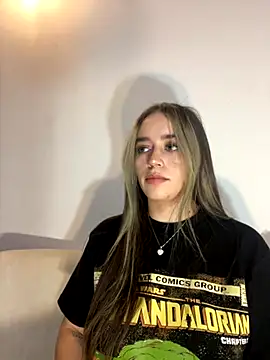 Natalia Suarez online show from 28, 10, 2025