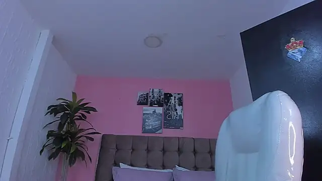 Snapshot of aleja_cute_ chatting on 21, 1, 2025 aleja cute  online show from 21, 1, 2025