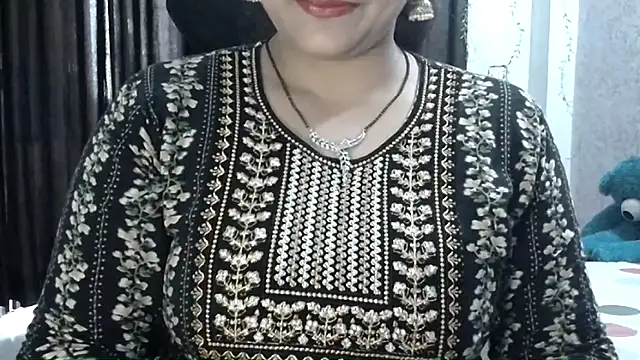 Snapshot of Maria_55 chatting on 12, 9, 2025 Maria 55 online show from 12, 9, 2025