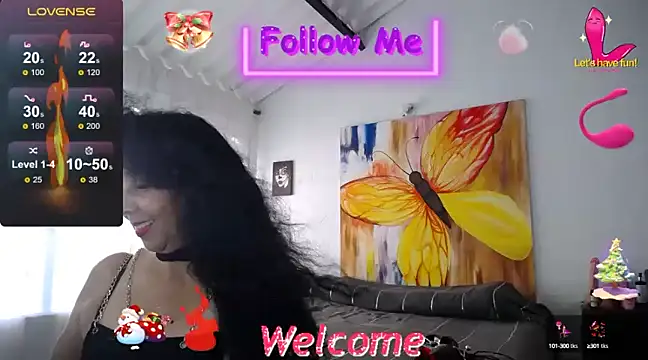 Snapshot of YourWhoreXX chatting on 1, 1, 2025 YourWhoreXX online show from 1, 1, 2025