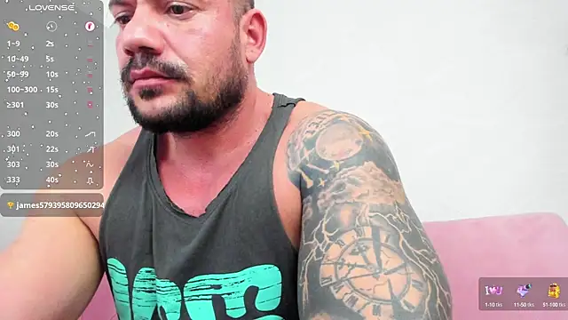 musclemonster31 online show from 4, 1, 2025