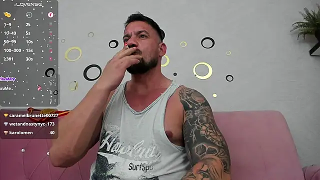 musclemonster31 online show from 10, 1, 2025