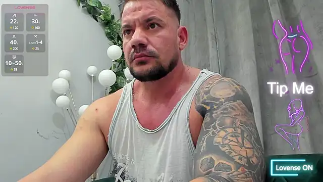 musclemonster31 online show from 4, 3, 2025