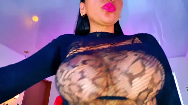 SQUIRT4UMEGAN online show from 10, 5, 2026