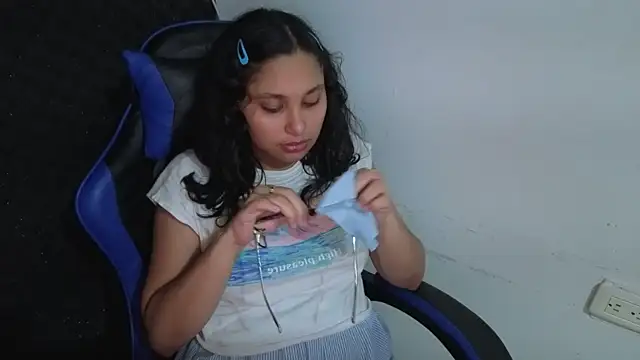 Cuteprincess21 online show from 24, 4, 2026