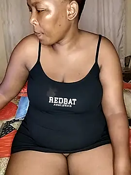 Snapshot of makaviwe chatting on 12, 3, 2025 makaviwe online show from 12, 3, 2025