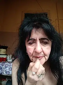 Lovely Lori online show from 25, 6, 2026