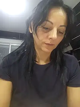 bruneta sexy23 online show from 11, 1, 2025