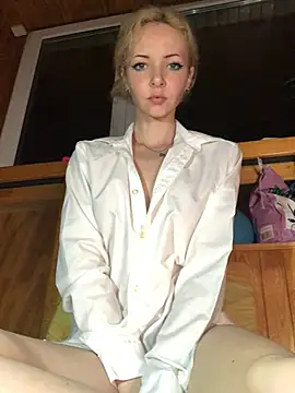 Snapshot of Kristina03 chatting on 17, 2, 2025 Kristina03 online show from 17, 2, 2025