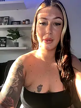 MissyLeeX online show from 5, 10, 2025