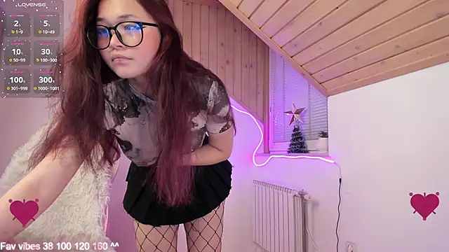 elizziMeiko   online show from 9, 12, 2024