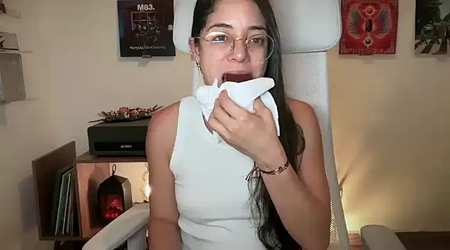 adriana  sosa  online show from 8, 1, 2025