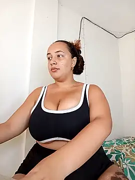 Miss-boobs online show from 2, 2, 2025