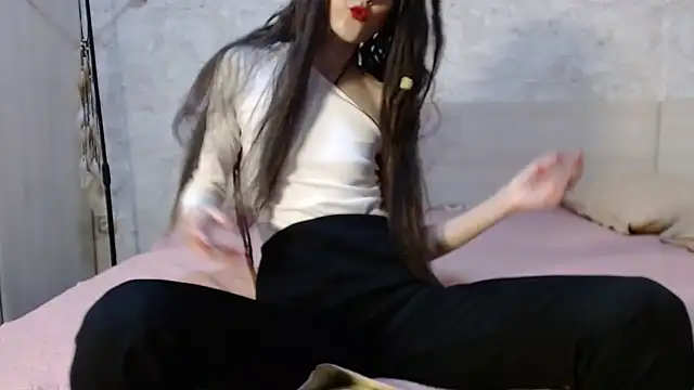 Snapshot of Terpsichore_Muse chatting on 27, 2, 2025 Terpsichore Muse online show from 27, 2, 2025