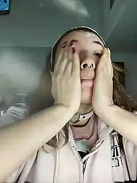 chubby vanniie  online show from 16, 1, 2025