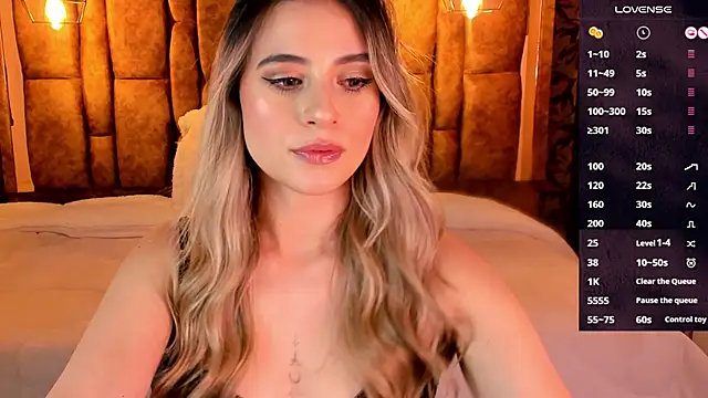 Snapshot of KiaraCarter chatting on 23, 10, 2025 KiaraCarter online show from 23, 10, 2025