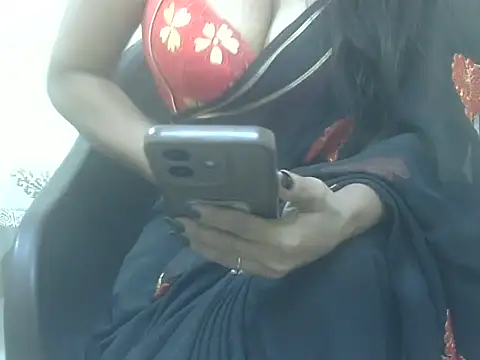 Snapshot of Lusty_Wife1 chatting on 9, 11, 2025 Lusty Wife1 online show from 9, 11, 2025