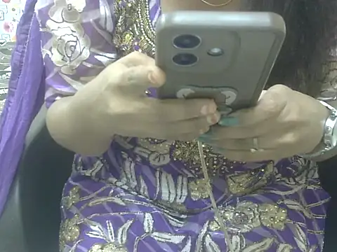 Snapshot of Lusty_Wife1 chatting on 17, 11, 2025 Lusty Wife1 online show from 17, 11, 2025