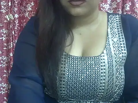 Snapshot of Lusty_Wife1 chatting on 20, 4, 2026 Lusty Wife1 online show from 20, 4, 2026