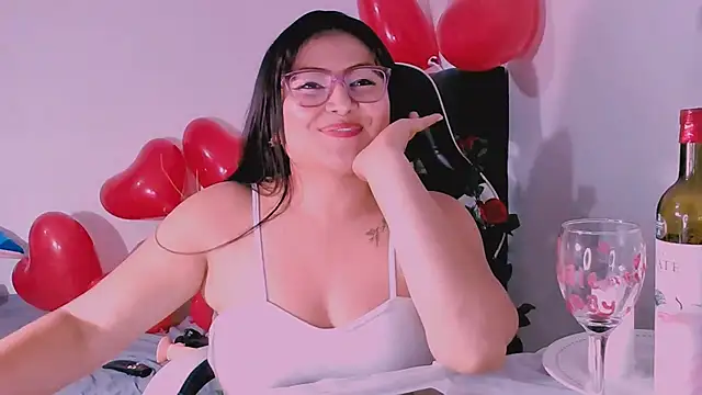 Snapshot of KathieBurning chatting on 15, 2, 2025 KathieBurning online show from 15, 2, 2025