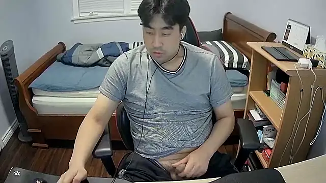 Koreanboy171 online show from 14, 3, 2026