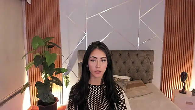 Snapshot of Coralinnee_ chatting on 25, 4, 2026 Coralinnee online show from 25, 4, 2026