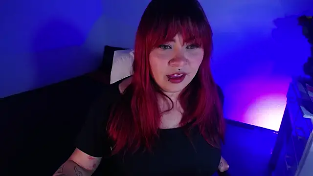 Snapshot of bad_scarlett1 chatting on 8, 10, 2025 bad scarlett1 online show from 8, 10, 2025