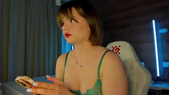 Elizabeth Hottie  online show from 29, 5, 2026