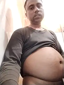 Snapshot of IndianPornStarRavee chatting on 14, 2, 2025 IndianPornStarRavee online show from 14, 2, 2025