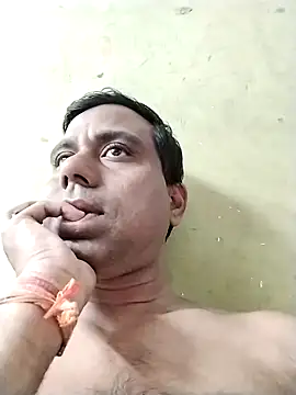 Snapshot of IndianPornStarRavee chatting on 15, 4, 2026 IndianPornStarRavee online show from 15, 4, 2026