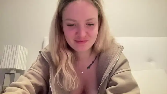 Snapshot of mariemelissah chatting on 15, 2, 2025 mariemelissah online show from 15, 2, 2025