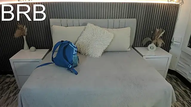 SHANONCLARK online show from 16, 9, 2025