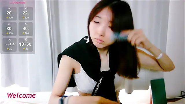 Love me Eri  online show from 6, 10, 2025