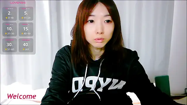 Love me Eri  online show from 6, 10, 2025