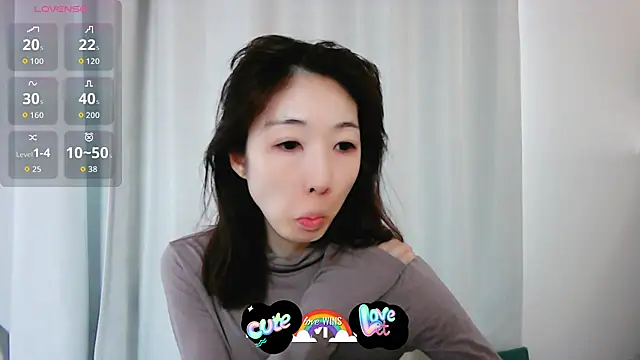 Love me Eri  online show from 20, 10, 2025