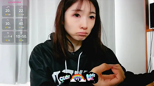 Love me Eri  online show from 10, 11, 2025