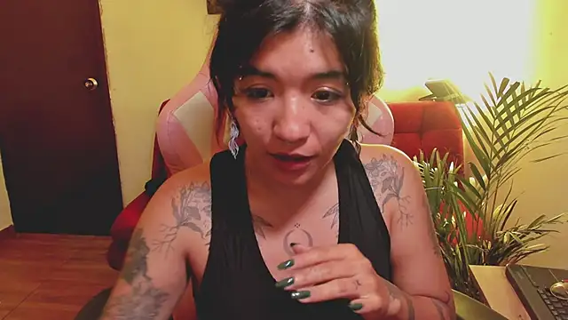 annie walker6 online show from 4, 1, 2025