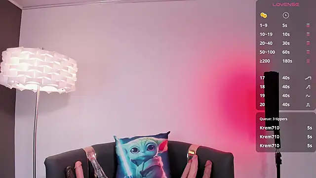 miss canndy online show from 3, 1, 2025