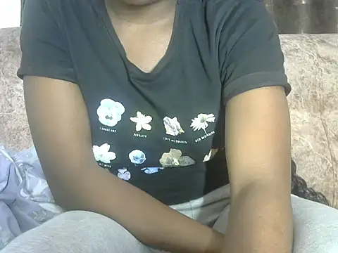 AurelAda online show from 17, 9, 2025