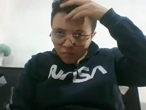 Snapshot of EdenJupiter chatting on 15, 11, 2025 EdenJupiter online show from 15, 11, 2025